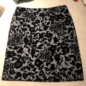 Ann Taylor black floral skirt, tags on